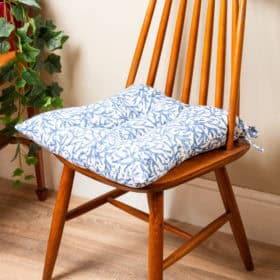 Coral Reef Quilted Seat Pad in Blue and White