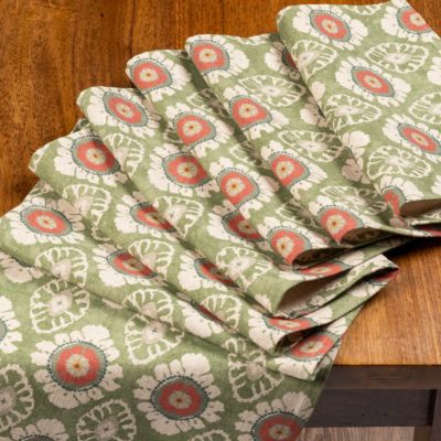 Mandala Motif Linen Print Table Runner in Green