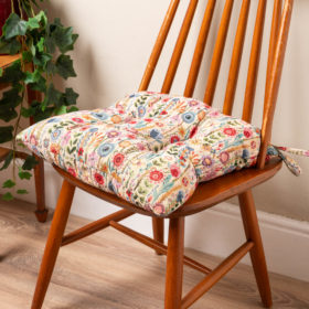 Secret Garden Tapestry Quilted Seat Pad