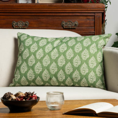 Linden Leaf Linen Blend Paisley Motif XL Rectangular Cushion in Fern Green