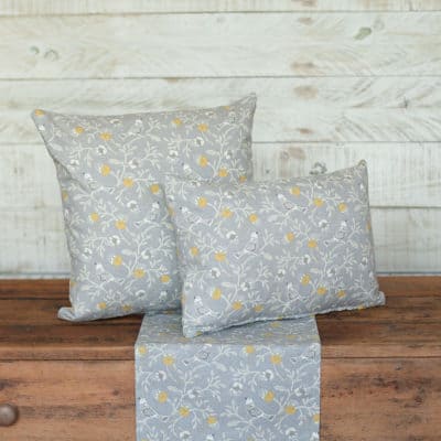 Dainty Songbird in Grey and Ochre